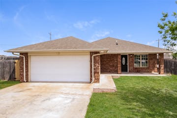 3700 Stable Cir Oklahoma City, OK 73064